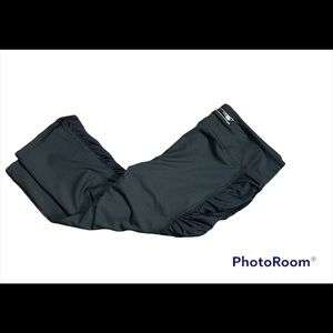 Victoria’s Secret Sport black high waist crop leggings  with side ruchin…